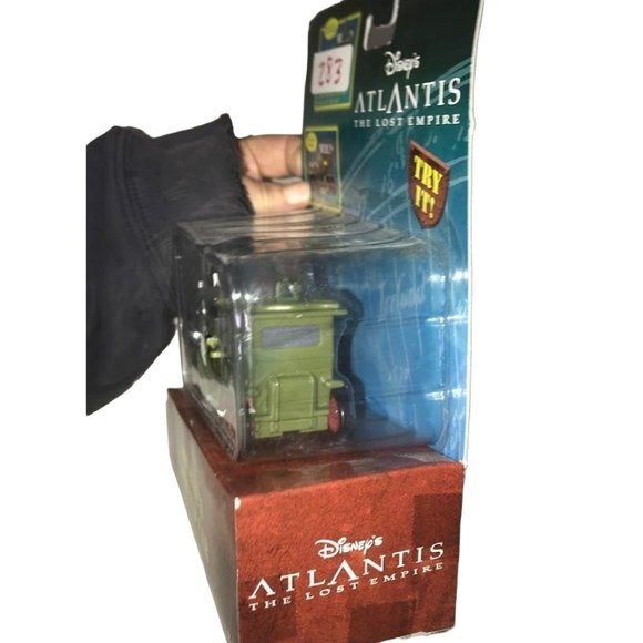 Disney's ATLANTIS Collectible - Rourkes Command Car - new in package Disney Movi - Picture 5 of 7